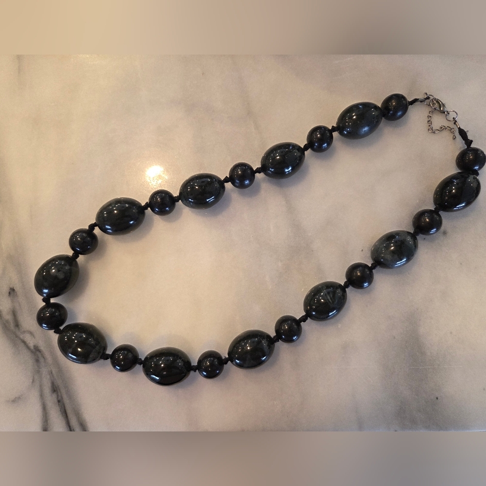 Elegant Black Beaded Necklace
